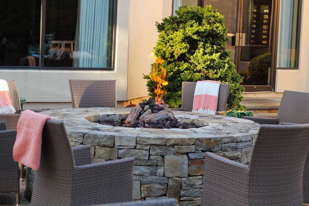 Doubletree By Hilton Hotel Boston - Bedford Glen Zewnętrze zdjęcie